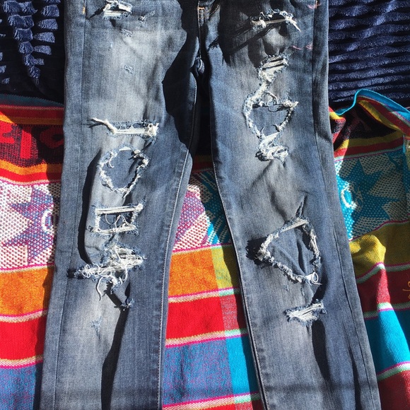 to small. - Picture 4 of 4